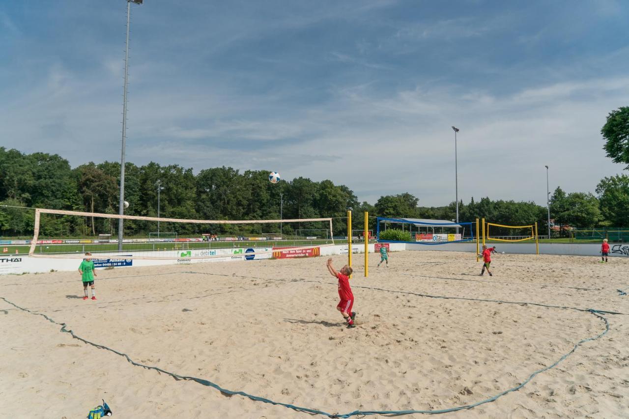Hoessensportzentrum Westerstede Esterno foto