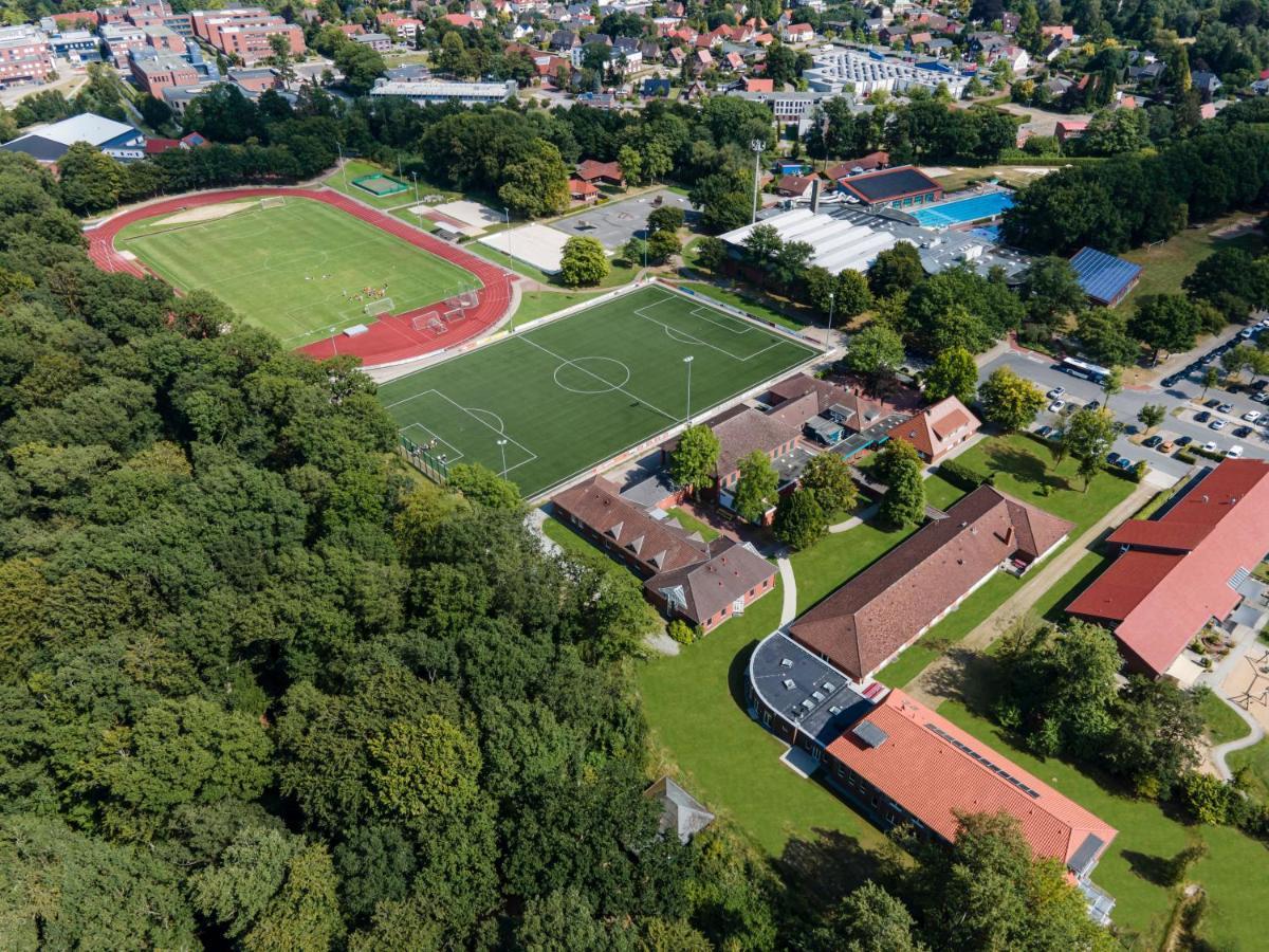Hoessensportzentrum Westerstede Esterno foto