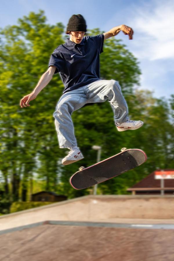 Hoessensportzentrum Westerstede Esterno foto